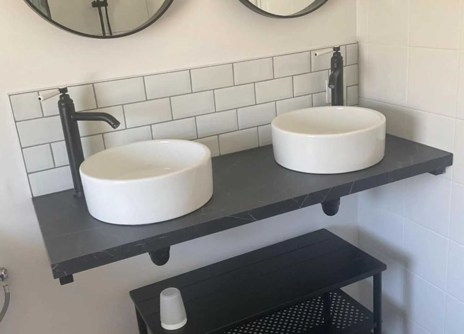 Charmant Gite Avec Exterieur Et Piscine Partagee Mespaul Tatil Evi